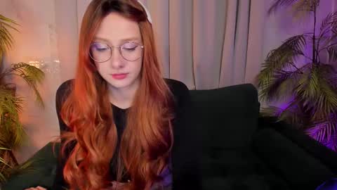 Snapshot of liana_ln chatting on 11/01/25, 03:03 Liana online show from 11/01/25, 03:03