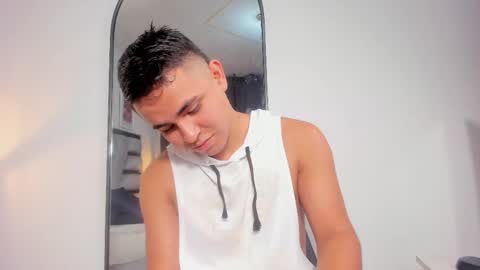 Snapshot of lianfox_ chatting on 05/23/26, 12:31 lianfox_ online show from 05/23/26, 12:31