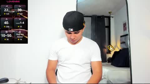 lianfox_ online show from 07/08/26, 02:32