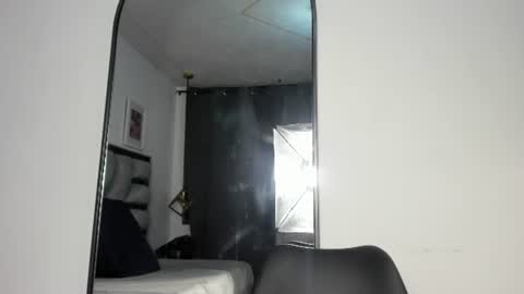lianfox_ online show from 07/09/26, 12:31