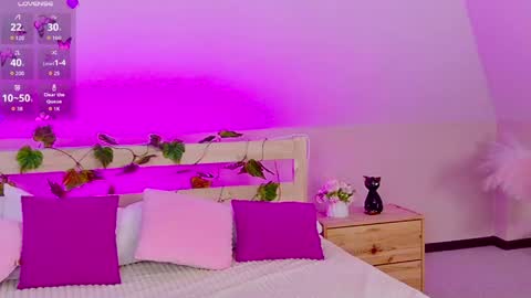 Lian online show from 04/15/26, 06:42