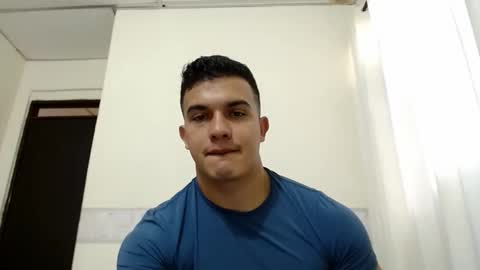 Snapshot of lianstonne chatting on 05/05/26, 02:47 Liamstonne online show from 05/05/26, 02:47