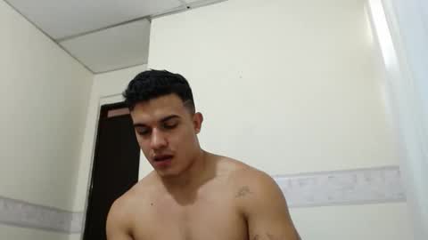 Snapshot of lianstonne chatting on 05/07/26, 02:44 Liamstonne online show from 05/07/26, 02:44