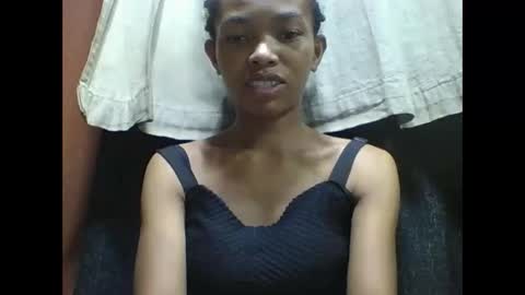 liaraisha online show from 11/25/25, 07:08