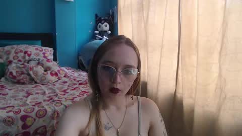 Lia Roberts online show from 02/24/25, 03:09