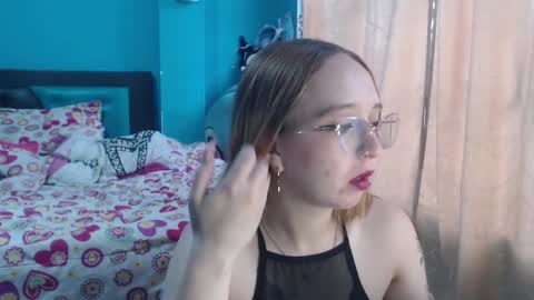 Lia Roberts online show from 03/07/25, 11:51