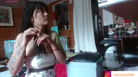 Snapshot of liarouse04 chatting on 03/25/26, 01:06 Liarouse04 online show from 03/25/26, 01:06