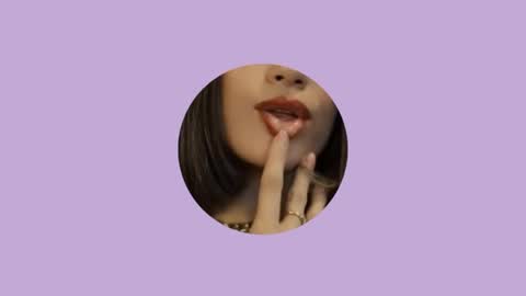 Snapshot of liaruso chatting on 01/29/25, 01:27 liaross online show from 01/29/25, 01:27