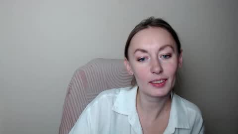 Lia online show from 02/19/26, 07:48