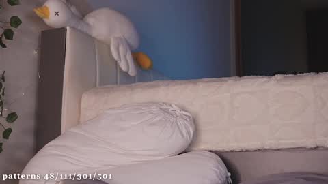 Snapshot of liass_molly chatting on 01/14/25, 04:50 Molly you can find Bunny here -- online show from 01/14/25, 04:50