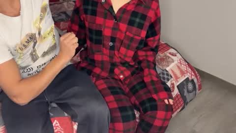 Lia velvet online show from 12/01/25, 10:26