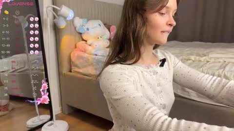 Lia online show from 10/02/25, 03:30