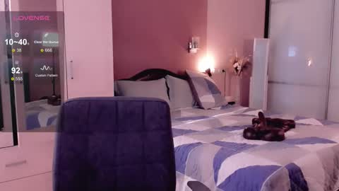 Libby online show from 09/27/25, 11:04