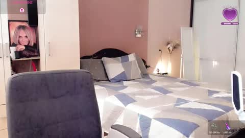 Libby online show from 10/27/25, 09:57