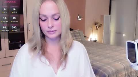 Libby online show from 11/08/25, 10:15