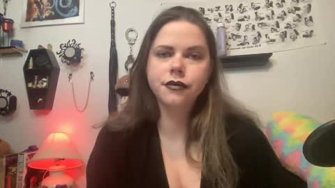 Snapshot of libbydeetzxxx chatting on 12/02/25, 03:45 Libby Deetz online show from 12/02/25, 03:45