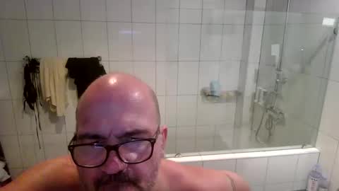 Cockcentric online show from 10/27/25, 09:24