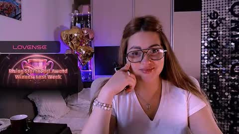 Snapshot of libra_mia chatting on 12/01/25, 07:52 libra_mia online show from 12/01/25, 07:52