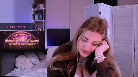 Snapshot of libra_mia chatting on 12/22/25, 05:21 libra_mia online show from 12/22/25, 05:21