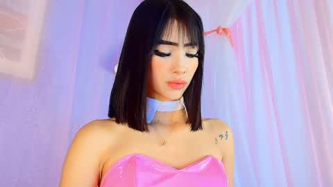 Valentina Hall online show from 04/30/26, 11:38