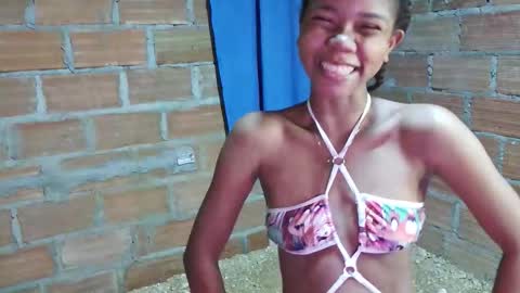 Snapshot of liciiacute chatting on 11/27/25, 09:17 lucia online show from 11/27/25, 09:17