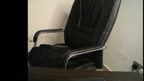 Snapshot of lick_pussyjuice chatting on 01/15/25, 02:06 kimani online show from 01/15/25, 02:06