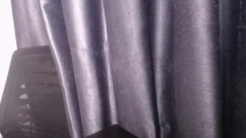 Snapshot of lick_pussyjuice chatting on 02/04/25, 08:17 kimani online show from 02/04/25, 08:17