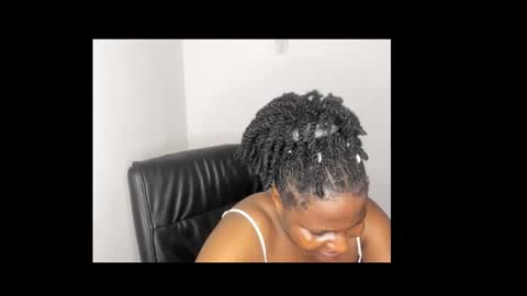 Snapshot of lick_pussyjuice chatting on 02/22/25, 07:34 kimani online show from 02/22/25, 07:34