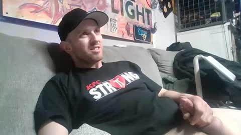 Snapshot of lickitb4istick chatting on 12/16/24, 01:42 IM A BAD DAWGY WOOF WOOF online show from 12/16/24, 01:42