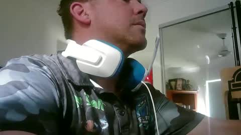 lickitwell29 online show from 04/11/26, 05:01