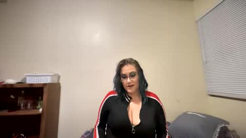 AllieAustyn online show from 12/14/24, 05:40