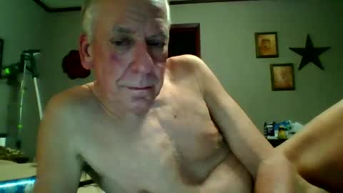 Snapshot of lickmysnowballs chatting on 03/05/25, 11:49 lickmysnowballs online show from 03/05/25, 11:49