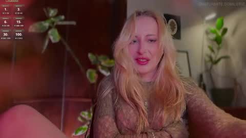 Snapshot of lierie chatting on 05/20/26, 10:05 its my birthday today so im offline but id be so happy if you felt like sending me a birthday love while im away online show from 05/20/26, 10:05