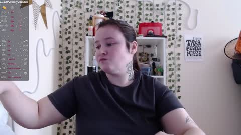 light_lunaa online show from 02/01/25, 03:52