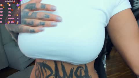 Melissa online show from 11/22/25, 06:12