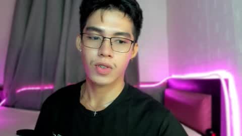 Snapshot of lightjt4 chatting on 10/30/25, 05:57 Jt online show from 10/30/25, 05:57