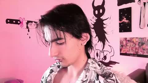 Snapshot of lightning_ezio chatting on 03/09/25, 02:39 Ezio online show from 03/09/25, 02:39