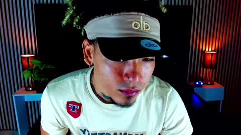 Lihan online show from 10/18/25, 02:29