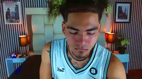 Lihan online show from 11/17/25, 01:17