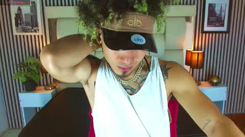 Lihan online show from 11/29/25, 01:36