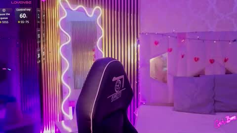 Snapshot of lihian_tay chatting on 02/18/26, 03:24 LIHIAN online show from 02/18/26, 03:24