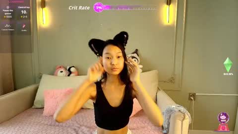 Lihn Pham online show from 01/17/26, 03:11