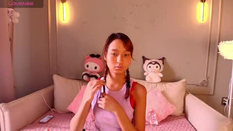 Lihn Pham online show from 03/24/26, 03:22