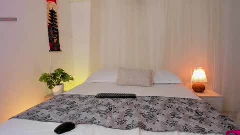 Lia Sweet online show from 10/08/25, 03:20