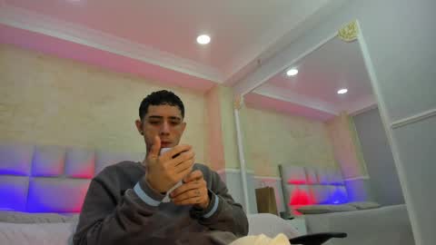 L I I A M online show from 02/25/25, 04:57