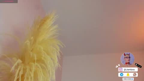 Snapshot of liiamluna chatting on 10/24/25, 09:06 Liiam Luna online show from 10/24/25, 09:06