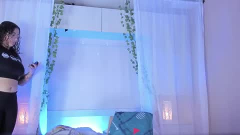         online show from 11/16/25, 12:00