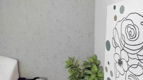 Miia online show from 03/16/26, 07:18