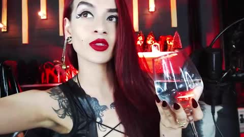 Liilith online show from 12/22/24, 06:49