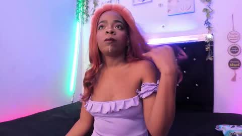 liilly_taylor1 online show from 10/14/25, 02:12